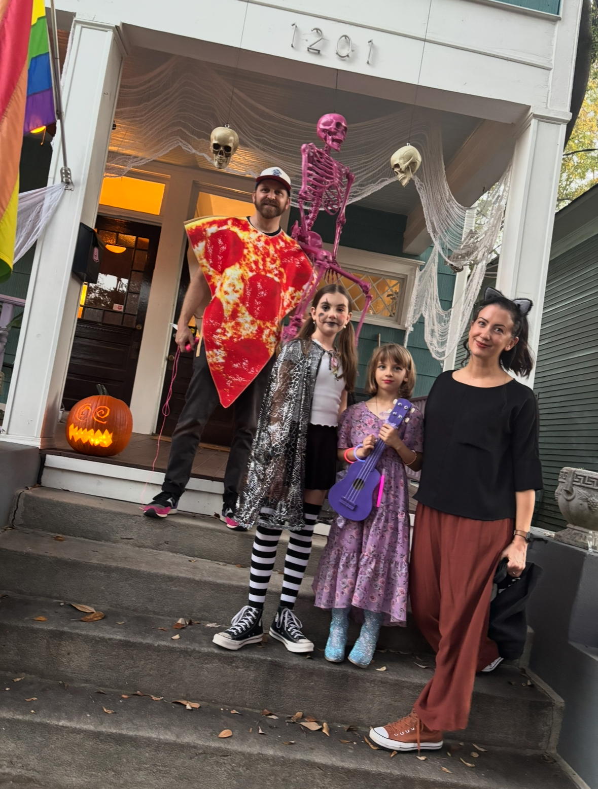 Pizza Steve costume photo 3